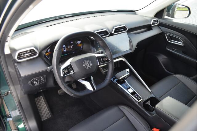 MG ZS Hybrid+ 1.5 LUXURY | FULL HYBRID | FULL OPTIONS | LEDER | DODEHOEKASSISTENT | 360 CAMERA | STOEL & STUUR VERWARMING | EERSTE EIGENAAR | FABRIEKSGARANTIE TOT 27-06-2032 | ALL IN RIJKLAARPRIJS