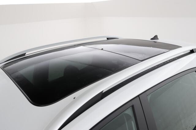 MG ZS MG EV EV Long Range Luxury 70 kWh Panorama, 360 camera, Apple carplay!