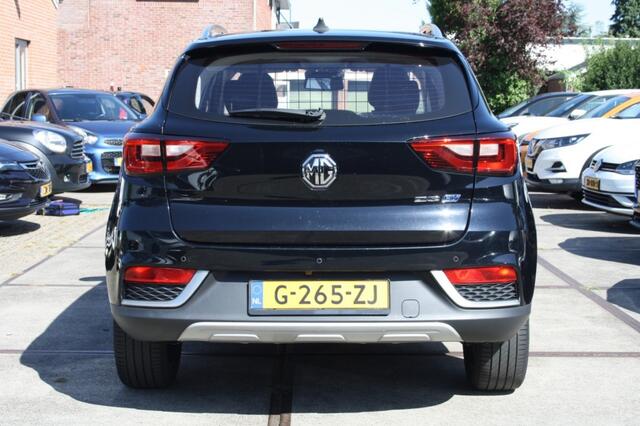 MG ZS EV Luxury 45kWh SOH 89% / NAP / Camera / Pano / Leer / Navi