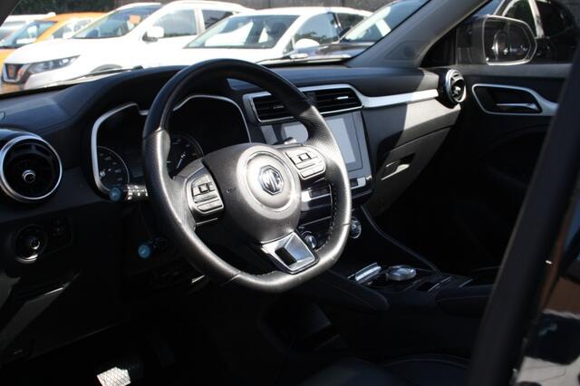MG ZS EV Luxury 45kWh SOH 89% / NAP / Camera / Pano / Leer / Navi
