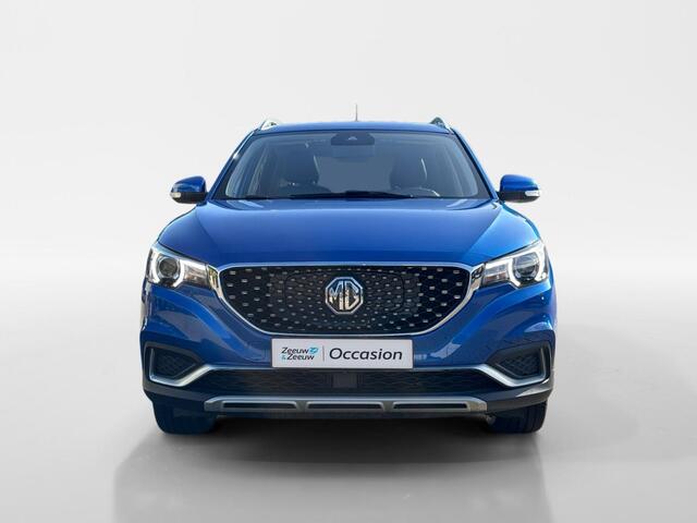 MG ZS MG EV Luxury 45 kWh | NL-AUTO | PANO | Trekhaak |12 MAANDEN BOVAG GARANTIE |