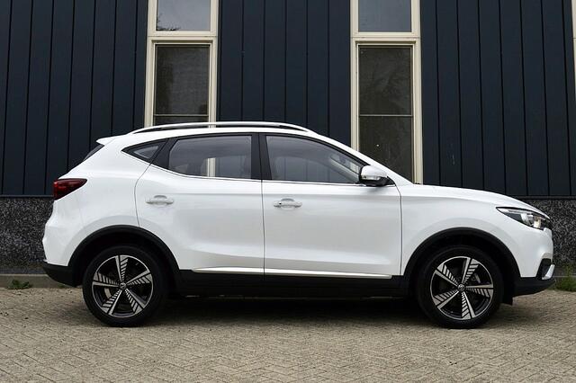 MG ZS MG EV Luxury 45 kWh Rijklaarprijs-Garantie Panorama Dak Leder Navigatie