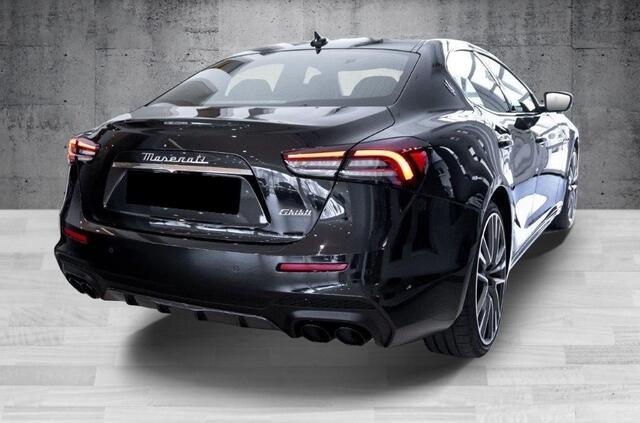 Maserati GHIBLI 3.8 V8 Trofeo 581 PK ACC Stoelkoeling Harman Kardon