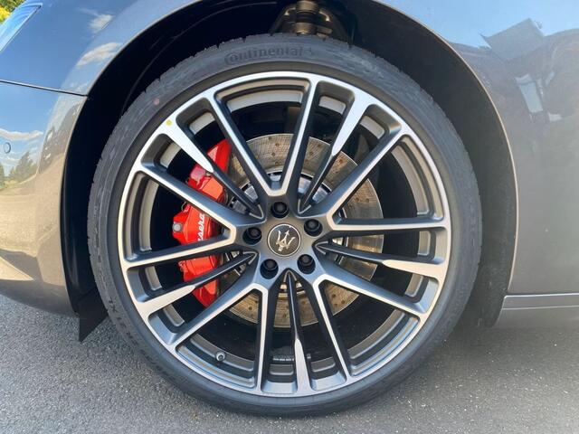 Maserati GHIBLI 3.8 V8 Trofeo 581 PK ACC Schuifdak Carbon 360 Camera Stoelkoeling