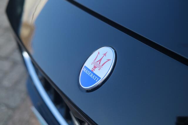 Maserati GHIBLI S Q4 410 Nero Ribelle 19" | Camera | Nieuwe remschijven