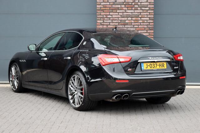 Maserati GHIBLI 3.0 S Q4 | Carbon | Bowers&Wilkins | Stoelventilatie | Memory | Variabel Onderstel | Apple Carplay/Android Auto | Leder | Camera | Keyless Entry | Elektrisch Zonnescherm |