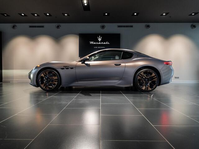 Maserati GRANTURISMO Folgore | 760 PK | Stoel- en Stuurverwarming | 360° Camera | Luchtvering | Sonus Faber Audio |