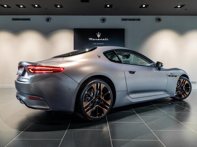 Maserati GRANTURISMO Folgore | 760 PK | Stoel- en Stuurverwarming | 360° Camera | Luchtvering | Sonus Faber Audio |