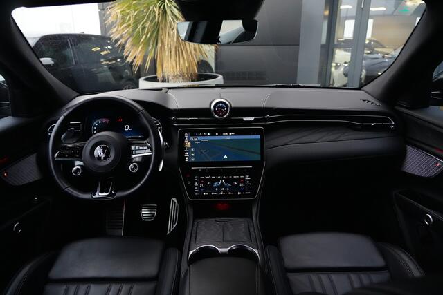 Maserati Grecale 2.0 MHEV Modena 330pk Stoelverwarming/HUD/SonusFaber