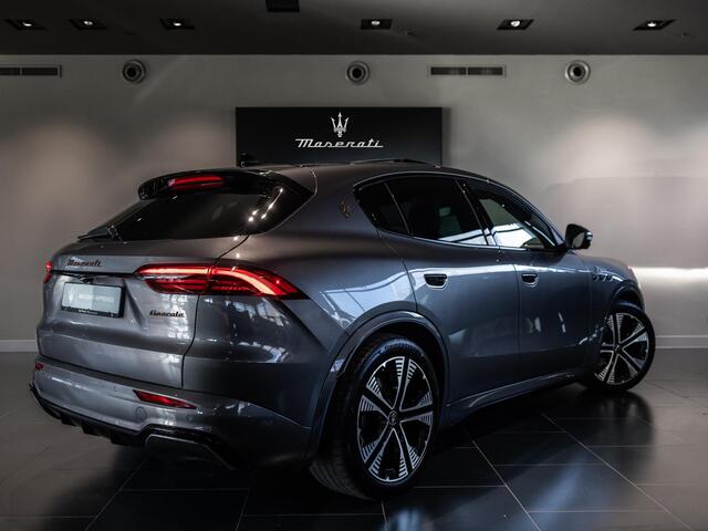 Maserati Grecale AWD Folgore 105kWh 550 pk | AWD | Panoramadak | Stoelventilatie | Stoel- en Stuurverwarming | Head Up Display