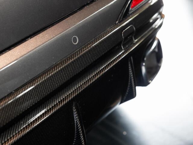 Maserati Grecale 3.0 V6 Trofeo Rood leder | Panoramadak | Surround camera | Sonus Faber audio