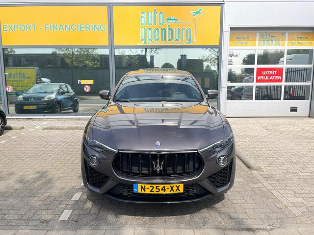 Maserati Levante 3.0 V6 D AWD GranSport Automaat * Facelift * Model 2022 * Panoramadak * Matrix LED * Soft-Close *