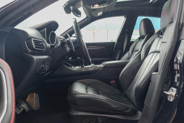 Maserati Levante Gransport 3.0 V6 D 275pk Panoramadak Schaalstoelen VOL!!! Carbon pakket NLauto 21" LMV Stoelkoeling Luchtvering