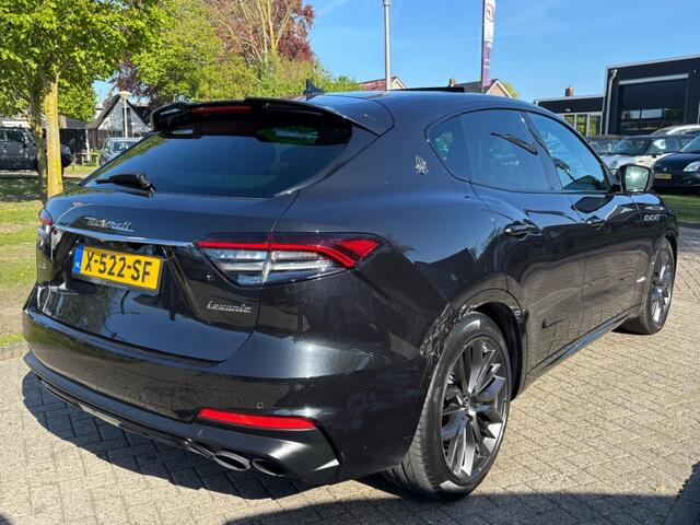 Maserati Levante 3.0 V6 S AWD Zwart 2021 Panorama Facelift