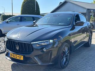 maserati-levante-3.0-v6-s-awd-zwart