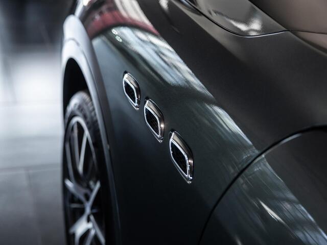 Maserati Levante 3.0 V6 AWD GranSport 350 pk | 1 jaar garantie | Uitgebreid leder | Sportstoelen | Dubbel Privacy Glas | Premium Audio | 20" velgen | Driver Assistance Pack