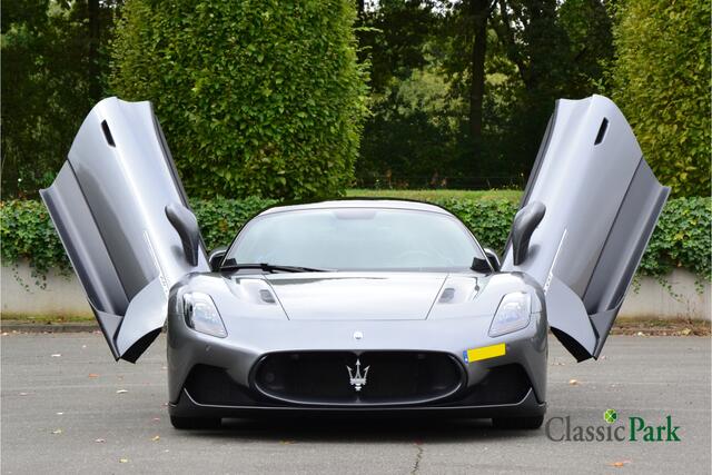 Maserati MC20
