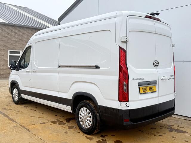 Maxus eDELIVER 9 89kWh 89kWh 310km WLTP L3H2 204PK 80KWh Snelladen Dubbele schuifdeur Apple Carplay Adaptieve Cruise Control Led Airco Stoelverwarming BPM Vrij