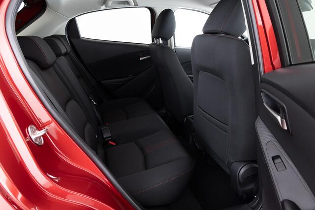 Mazda 2 1.5 e-SkyActiv-G 90 Homura | APPLE CARPLAY | CRUISE CONTROL | 16 INCH LM | AUTOMATISCHE AIRCO | ACHTERUITRIJCAMERA | * 6 JAAR FABRIEKSGARANTIE |