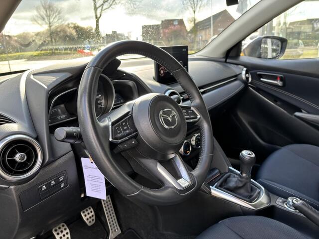 Mazda 2 1.5 Skyactiv-G Luxury 1e Eig. NL-Auto, Dealer Ond., Android/Carplay Auto, Navigatie, A.Rijcamera, Stoel & Stuur verw., LM velgen, Originele Auto nette auto.