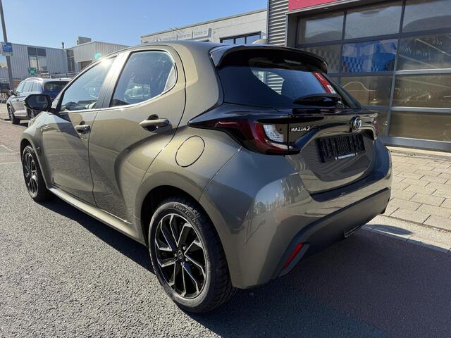 Mazda 2 Hybrid 1.5 Pure Carplay / 16 inch velgen / Stuur & Stoel verwarming