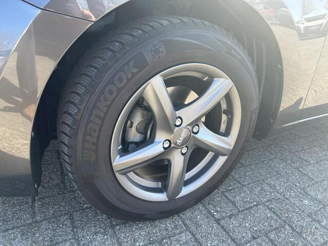 Mazda 2 1.5 Skyactiv-G Sport Selected | Navigatie | Airco | Cruise Control | Achteruitrijcamera |