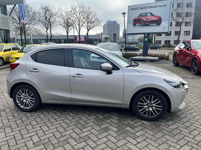 Mazda 2 1.5 Skyactiv-G Signature Leer|Adaptieve Cruise Control| 360 view| Android Auto/Apple Carplay