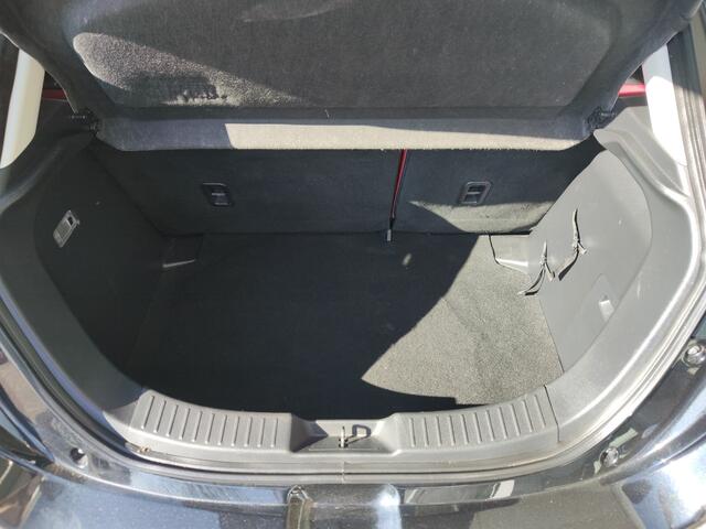 Mazda 2 1.5 SKYACTIV-G SKYLEASE+ Stoelverwarming | Rood interieur | Navi | Cruise