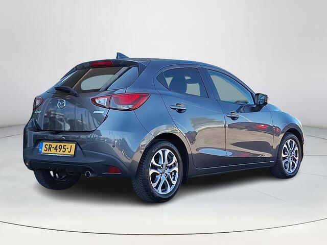 Mazda 2 1.5 Skyactiv-G GT-Luxury | Achteruitrijcamera | Trekhaak | Stoelverwarming | LED verlichting | Cruise control | 12 Maanden Bovag |