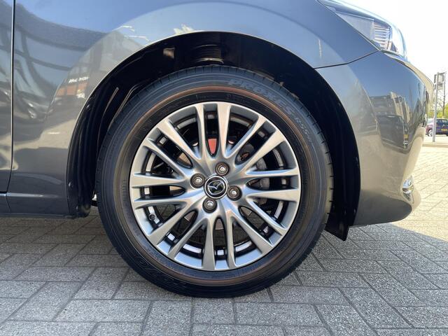 Mazda 2 1.5 Skyactiv-G Luxury Dealer onderhouden / Navigatie / Achteruitrijcamera