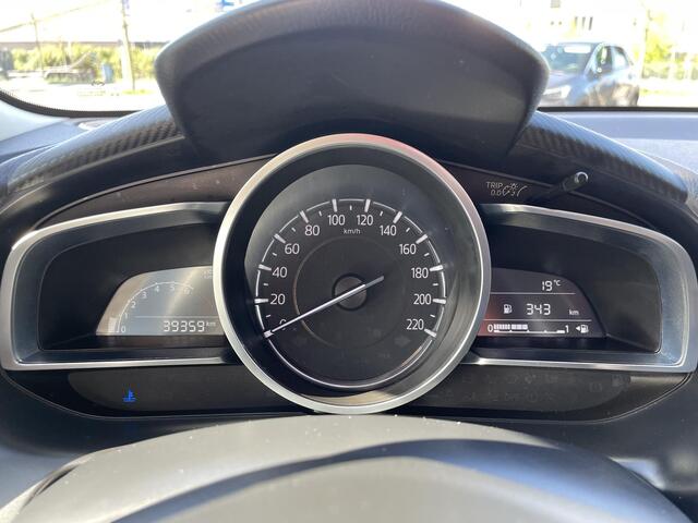 Mazda 2 1.5 Skyactiv-G Luxury Dealer onderhouden / Navigatie / Achteruitrijcamera