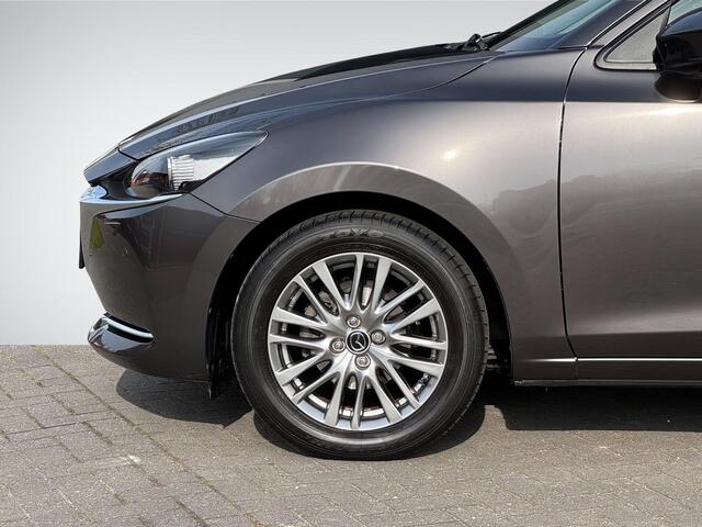 Mazda 2 1.5 Skyactiv-G Signature | Navigatie | 360° Camera | Head-Up Display | Stuur- + Stoelverwarming | LED Koplampen | Apple Carplay/Android Auto | Rijklaarprijs!