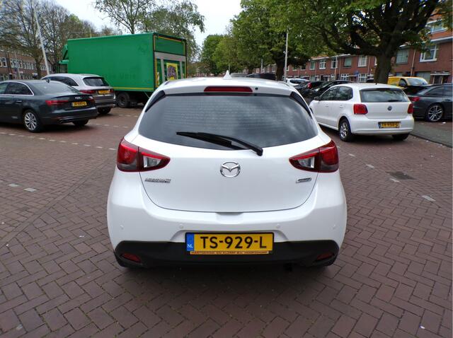 Mazda 2 1.5 Skyactiv-G Dynamic+ NAVI TEL CRUISECONT PARELMOER WIT METALIC...