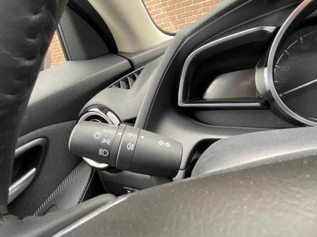 Mazda 2 1.5 e-SkyActiv-G 90 Exclusive-Line | FINAL EDITION ¤. 2400,- VOORDEEL