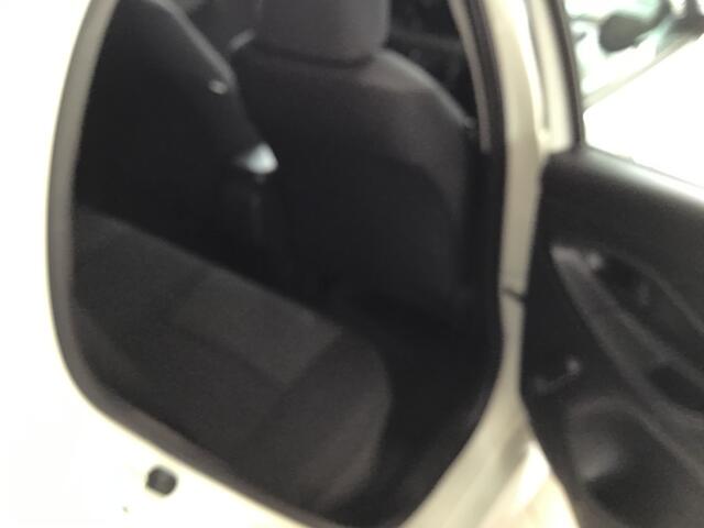 Mazda 2 1.5 Centre-line