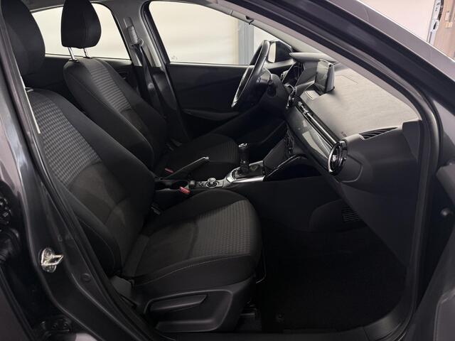 Mazda 2 1.5 Skyactiv-G Dynamic+ / NL auto / Voll. Historie / Navigatie / Trekhaak / BTW auto