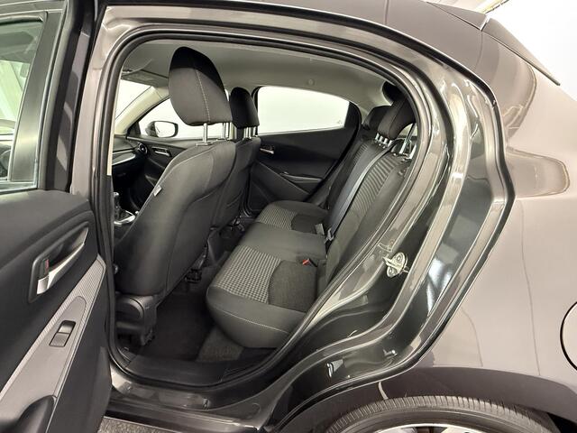 Mazda 2 1.5 Skyactiv-G Dynamic+ / NL auto / Voll. Historie / Navigatie / Trekhaak / BTW auto