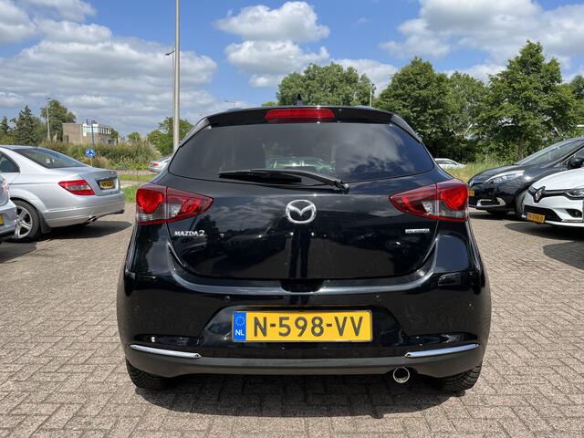 Mazda 2 1.5 Skyactiv-G Luxury Lmv Cruise Stoelverwarming Stuurverwarming Pdc Airco Navi Nap