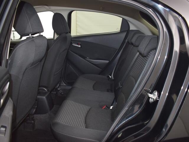 Mazda 2 1.5 Sport Selected NAVI 16" LMV CAMERA