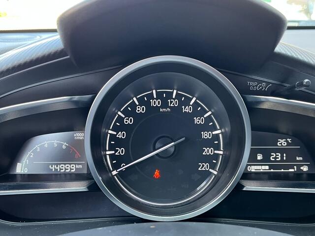 Mazda 2 1.5 Skyact-G Luxury | Carplay | Stoel+stuurverwarming | PDC
