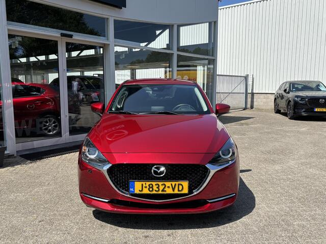 Mazda 2 1.5 Skyactiv-G Luxury 1e Eig,. Dealer Ondh, Navigatie, Apple Carplay/ Android Auto, A. Rij-Camera, Head-Up Display, Lichtmetaal, Stuurverw., Stoelverw. , Cruise Controle.