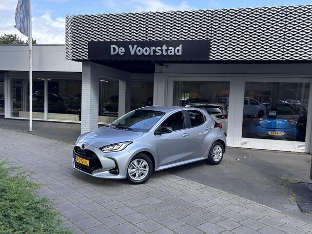 Mazda 2 Hybrid 1.5 Agile dealer onderhouden.