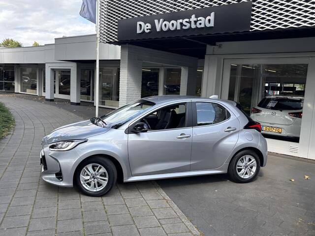 Mazda 2 Hybrid 1.5 Agile dealer onderhouden.