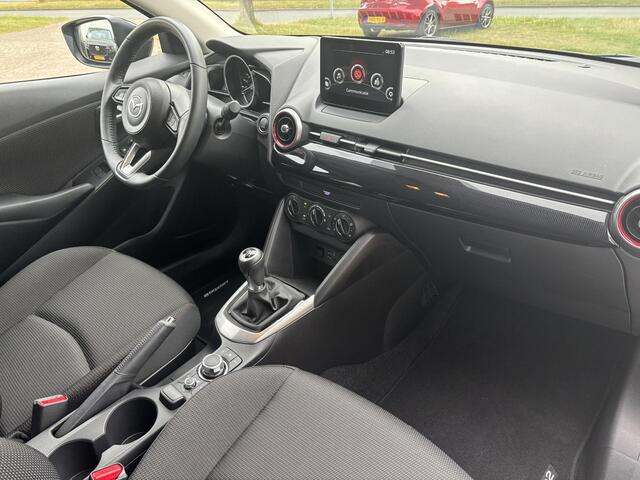 Mazda 2 1.5 Skyactiv-G Sportive 1ste Eig., NL-Auto, Airco, Apple Carplay/ Android Auto, A. Rij-Camera., Lichtmetaal, Cruise Controle, keurige auto.