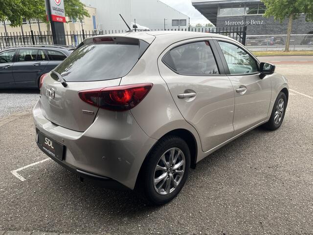 Mazda 2 1.5 Skyactiv-G Comfort // LED // AIRCO // PDC // CRUISE // NAVI+CARPLAY // STOELVERWARMING //