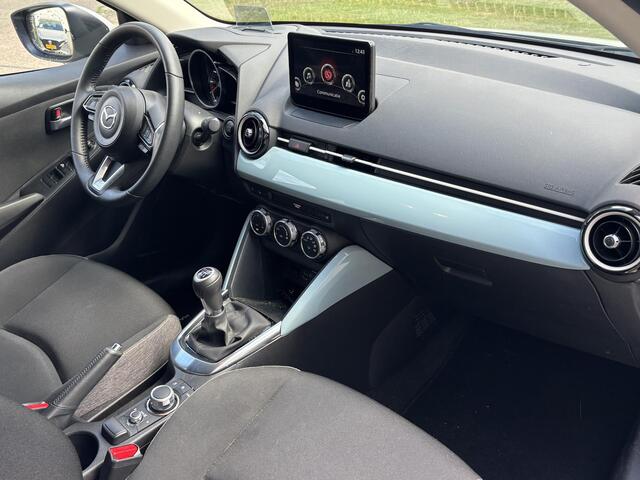 Mazda 2 1.5 e-SkyActiv-G 90 Exclusive-Line 1e Eig., NL-Auto, Dealer Ond., Navigatie, Apple Carplay / Android Auto, A-Rij-Camera, Rondom zicht Camera, Head-Up, Licht metaal, Parkeerhulp
