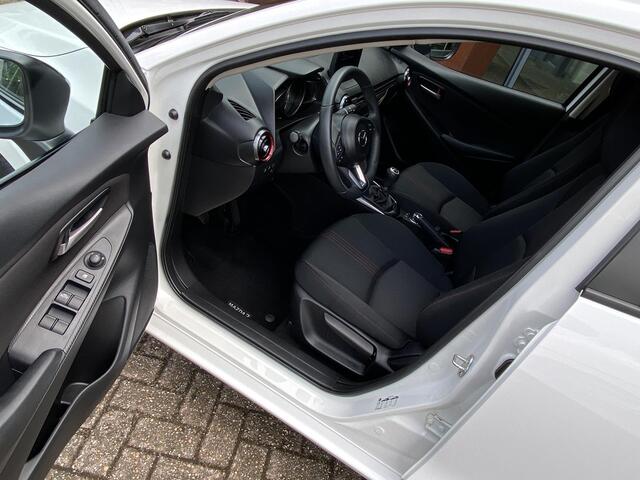 Mazda 2 1.5 e-SkyActiv-G 90 Homura