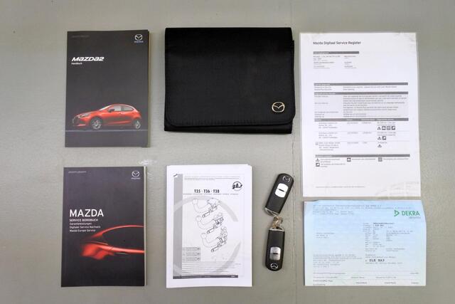 Mazda 2 1.5 90pk Signature ACC 360° PDCv+a