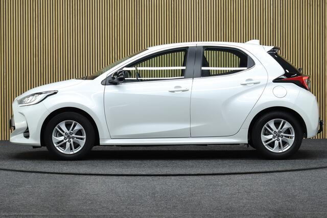 Mazda 2 Hybrid 1.5 Agile | Parkeerhulp | Adaptive-cruise | Trekhaak | Maps Navigatie | Camera | Apple Carplay & Android Auto | Leder | Clima | Keyless | Dodehoekdetectie