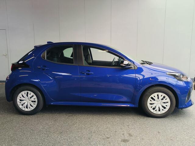 Mazda 2 Hybrid 1.5 Prime-line AUTOMAAT uit 2024 Rijklaar + Fabrieksgarantie tot 07-2029 Henk Jongen Auto's in Helmond, al 50 jaar service zoals 't hoort!
